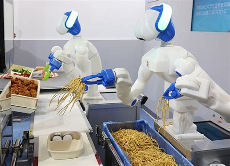 ジャパンロボティクス：未来のロボットはなぜカレーを食べるのか？